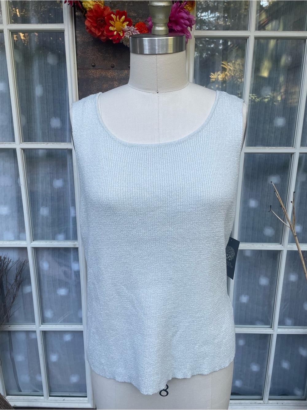 Vince Camuto Ivory Silver Scoop Neck Tank Top